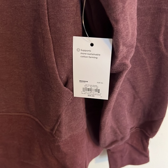 SO Lounge Life Pullover in Plum - Picture 5 of 6